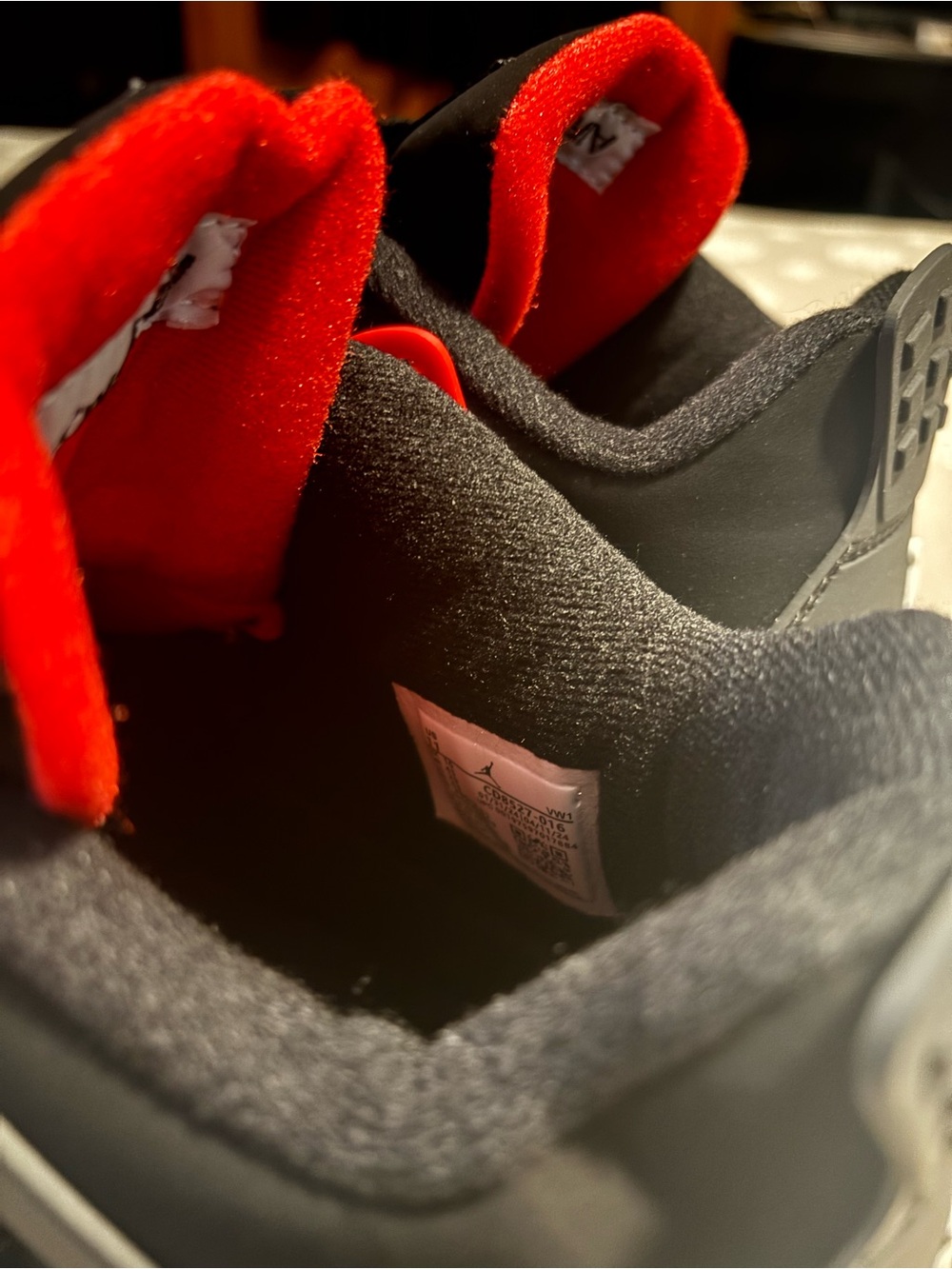 Air Jordan 4 Red Thunder View 6